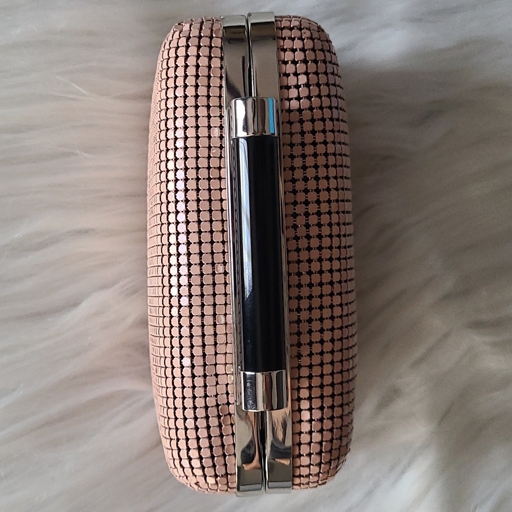 Diane Von Furstenberg DVF - Small Chain Mail Crossbody Clutch - Picture 3 of 13